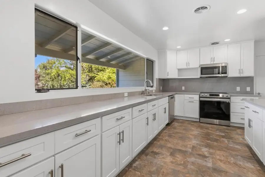 1445 Highland View Court, Los Altos, CA 94024 - #2