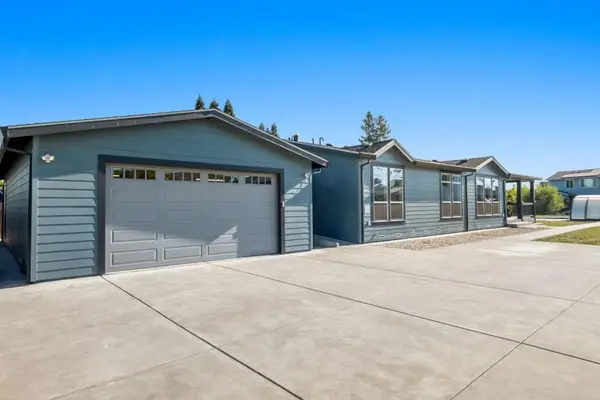 3521 Coffey Lane, Santa Rosa, CA 95403