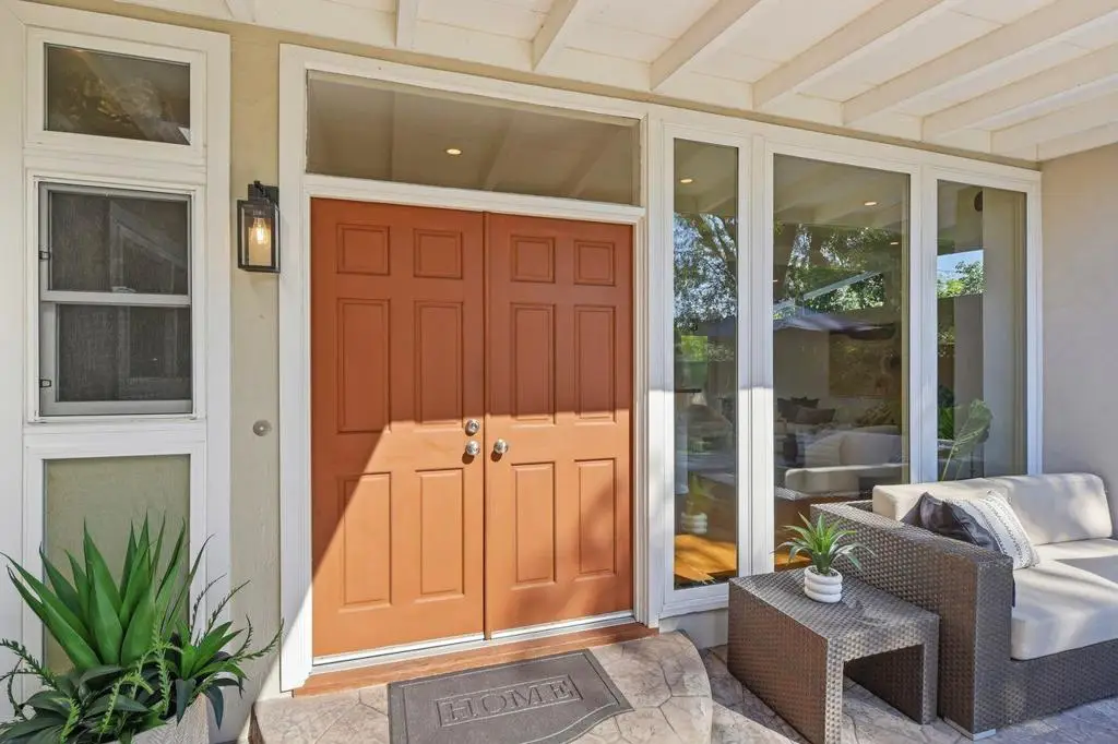 201 Thompson Square, Mountain View, CA 94043 - #1