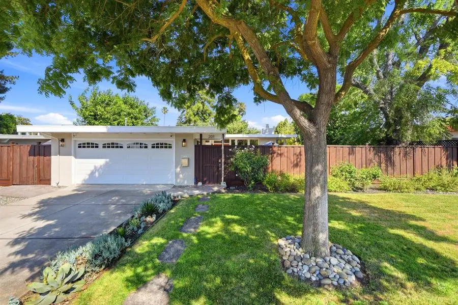 201 Thompson Square, Mountain View, CA 94043 - #2