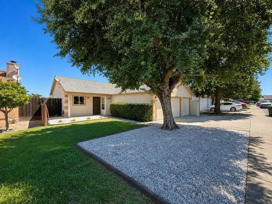 1574 Sun River Street, Oakdale, CA 95361 - #3