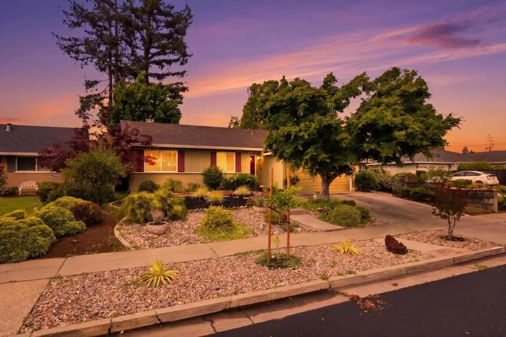 5267 Woodstock Way, San Jose, CA 95118 - #1