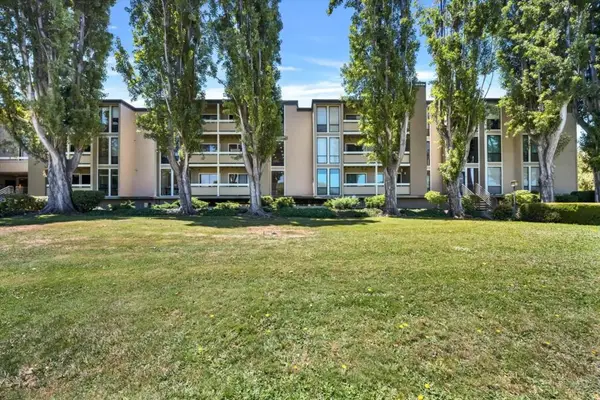 1170 Foster City Boulevard #107, Foster City, CA 94404