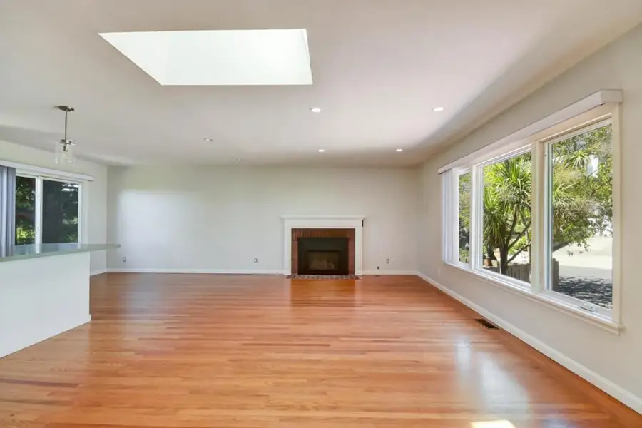 401 Elm Street, San Carlos, CA 94070 - #3