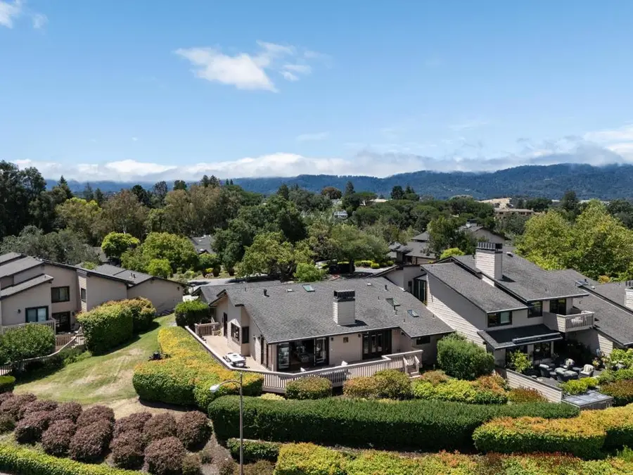 22 Susan Gale Court, Menlo Park, CA 94025 - #2
