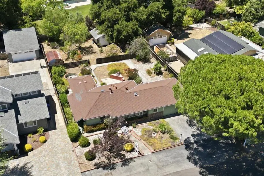 16375 W La Chiquita Avenue, Los Gatos, CA 95032 - #2
