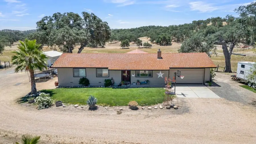 68180 Jolon Road, Bradley, CA 93426 - #2