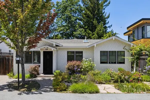 2062 Mills Avenue, Menlo Park, CA 94025