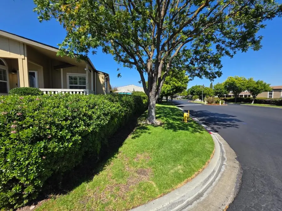 141 Chateau La Salle Drive #141, San Jose, CA 95111 - #2