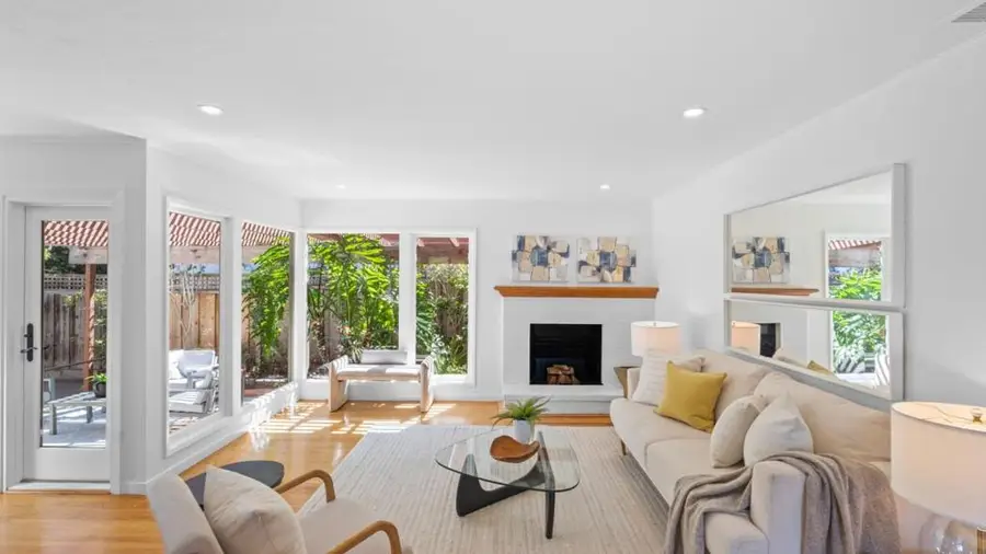 2 Burnham Court, San Carlos, CA 94070 - #3