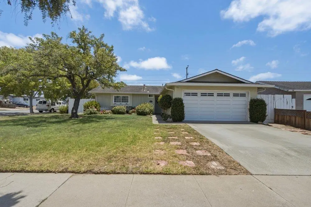 407 Pueblo Drive, Salinas, CA 93906 - #1