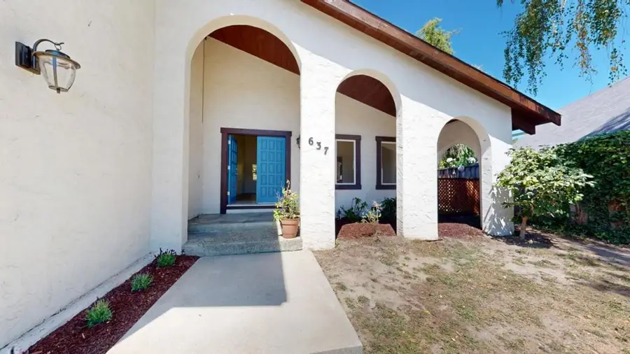 637 Cabrillo Avenue, Santa Cruz, CA 95065 - #3