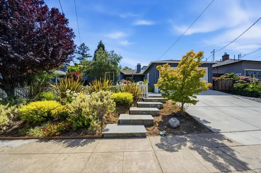 448 Emerald Avenue, San Carlos, CA 94070 - #2