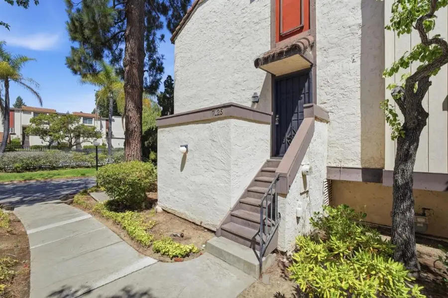7126 Clarendon Street, San Jose, CA 95129 - #2