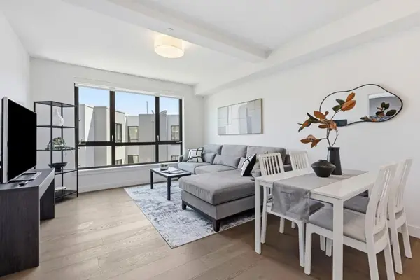 1300 22nd Street #413, San Francisco, CA 94107