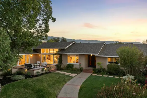 14275 Hilltop Way, Saratoga, CA 95070