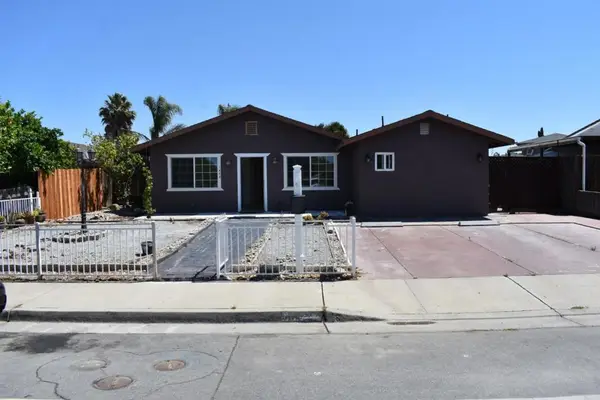 1040 Central Avenue, Hollister, CA 95023