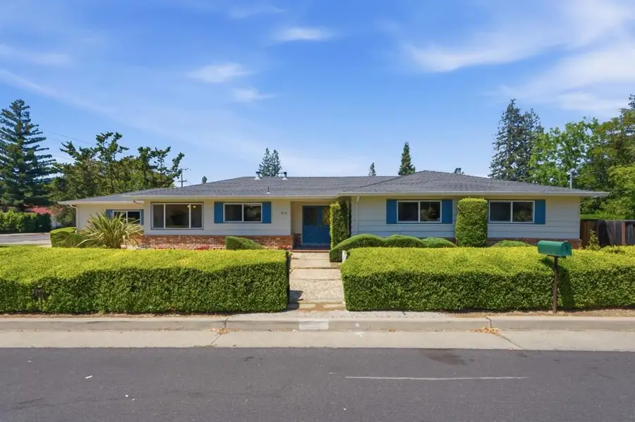315 W Portola Avenue, Los Altos, CA 94022 - #2