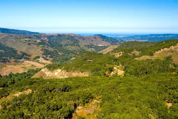 2 Corral Run, Carmel, CA 93923