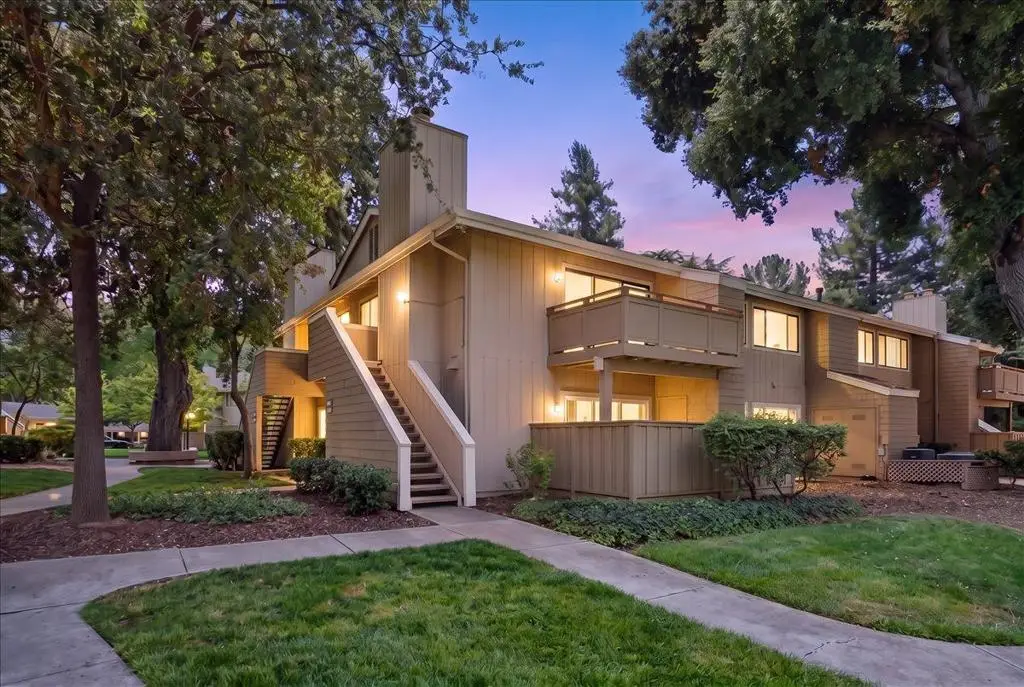5696 Makati Circle #H, San Jose, CA 95123 - #1