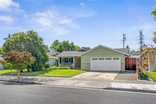 1832 Calistoga Drive, San Jose, CA 95124