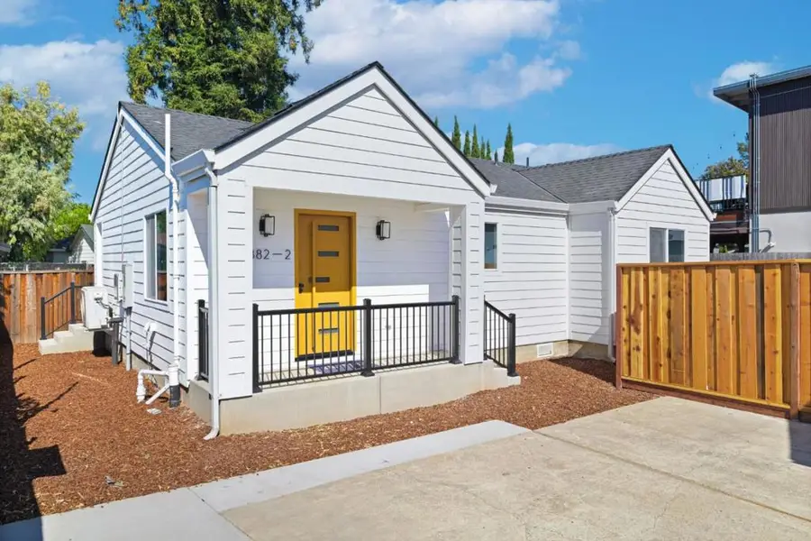 882 S Almaden Avenue #2, San Jose, CA 95110 - #2