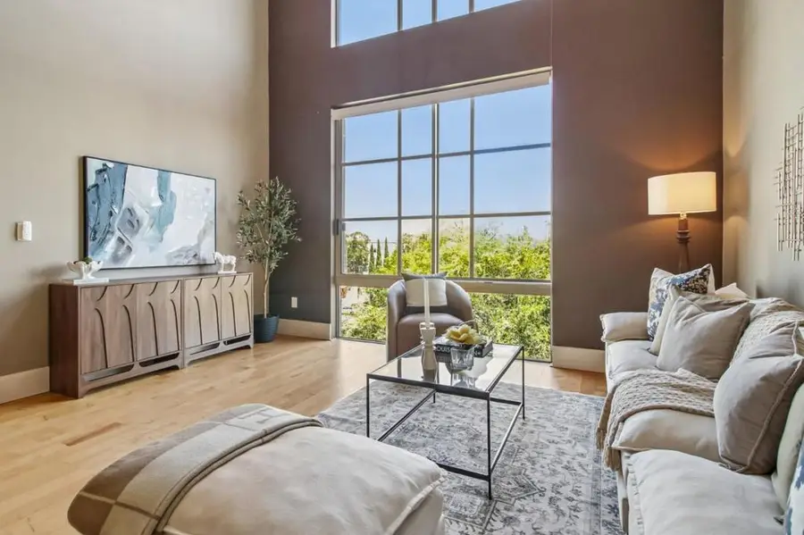 334 Santana Row #318, San Jose, CA 95128 - #3