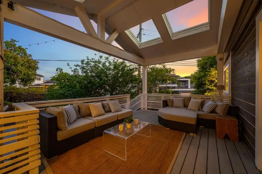 300 De Anza Avenue, San Carlos, CA 94070 - #2