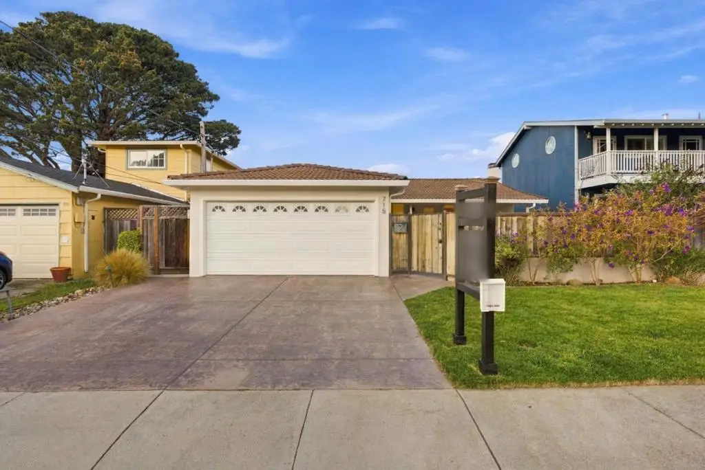715 Montezuma Drive, Pacifica, CA 94044 - #1