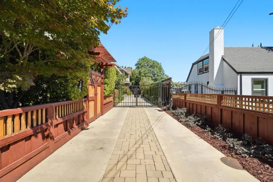 1113 Lincoln Court, San Jose, CA 95125 - #2