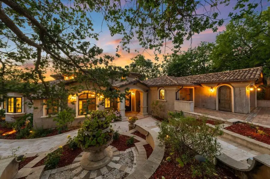 15301 Robin Anne Lane, Monte Sereno, CA 95030 - #3
