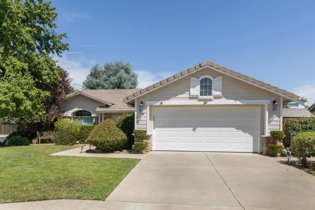 2671 Dennis Avenue, Clovis, CA 93611 - #1