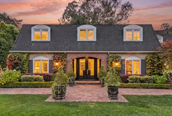 2801 Easton Drive, Hillsborough, CA 94010