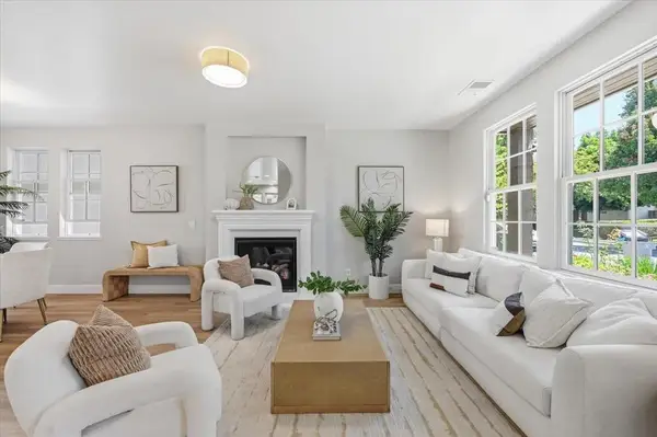 936 Valencia Avenue, Mountain View, CA 94040