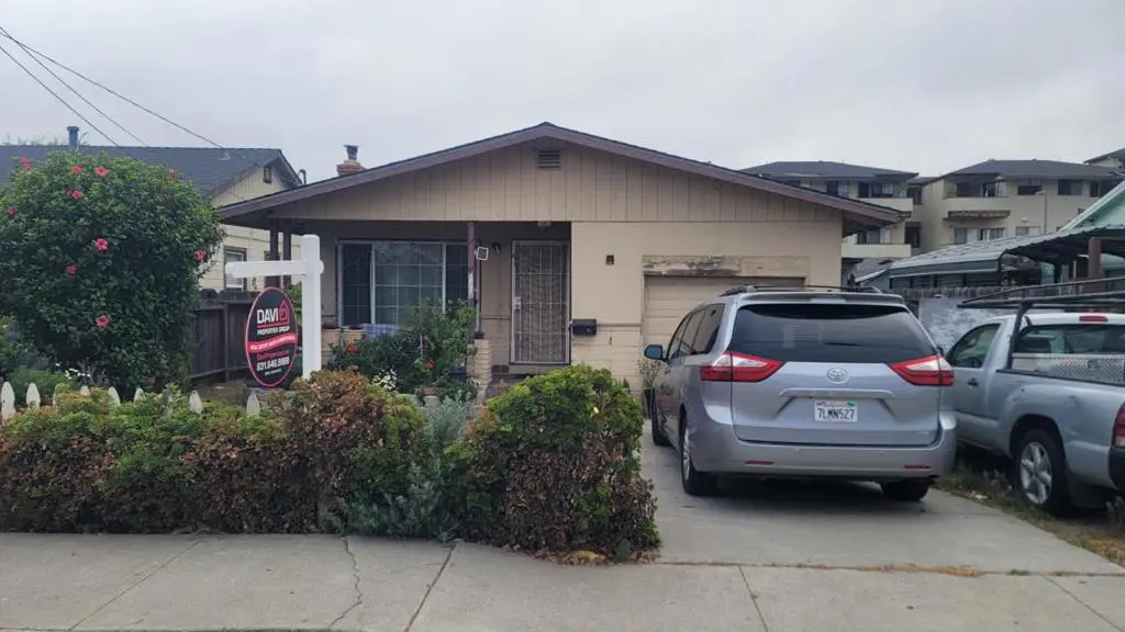 1189 Phoenix Avenue, Seaside, CA 93955 - #1