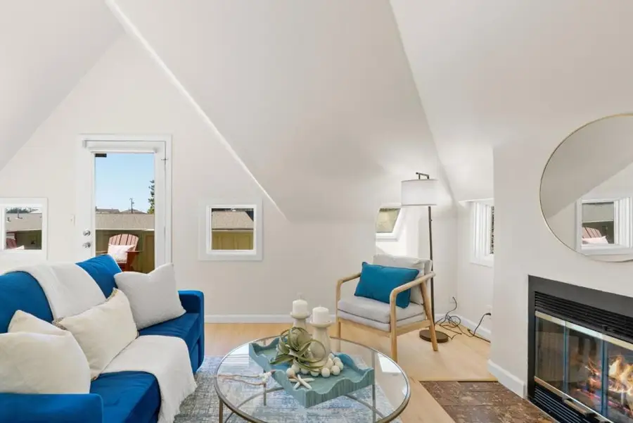 230 Alhambra Avenue, Santa Cruz, CA 95062 - #2