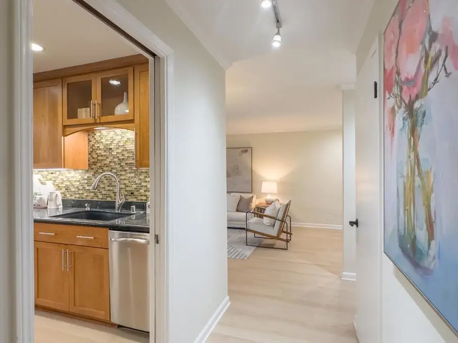 461 Burgess Drive #9, Menlo Park, CA 94025 - #3