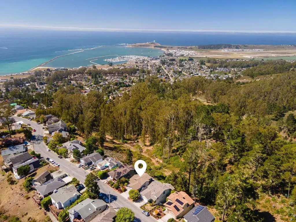 523 El Granada Boulevard, El Granada, CA 94019 - #1