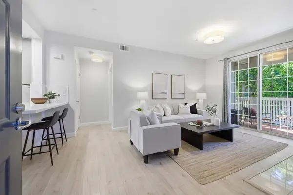 608 Arcadia Terrace #202, Sunnyvale, CA 94085