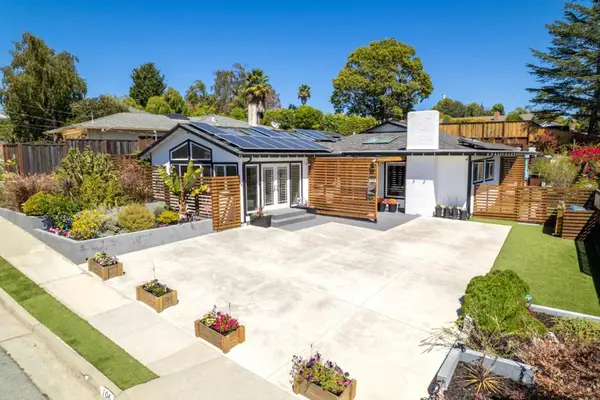 106 Corinne Avenue, Santa Cruz, CA 95065