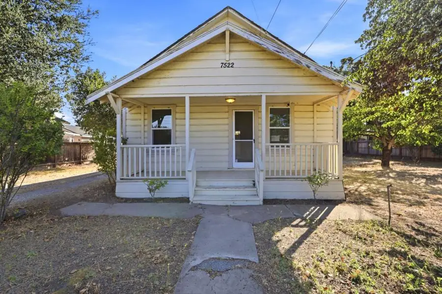 7522 Chestnut Street, Gilroy, CA 95020 - #2