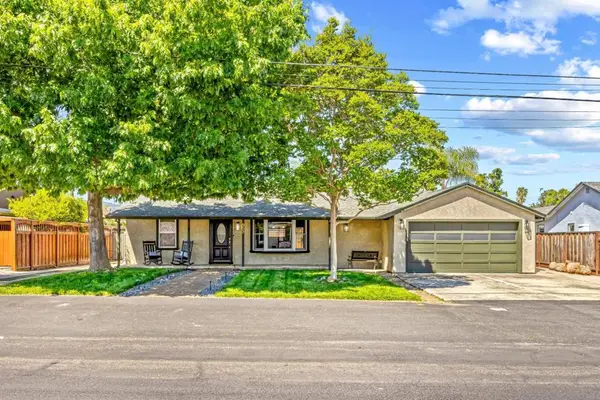 953 Kenneth Avenue, Campbell, CA 95008