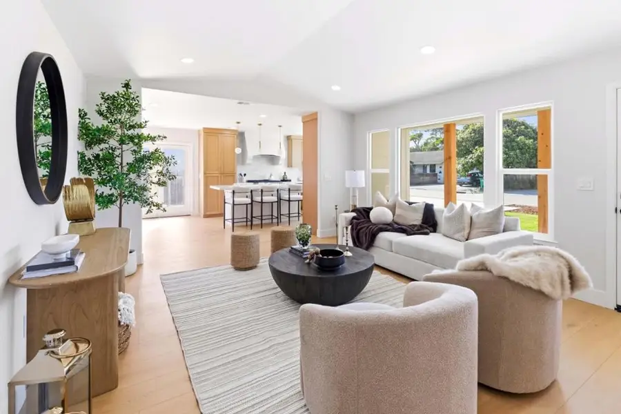 1565 Mira Mar Avenue, Seaside, CA 93955 - #3