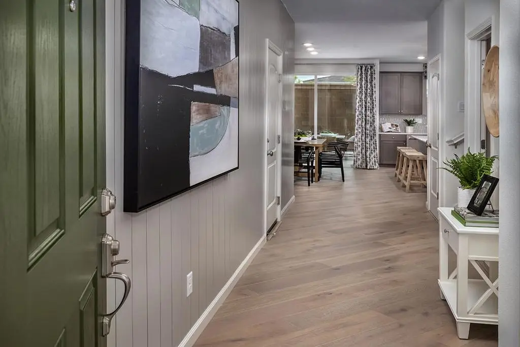 2010 Peony Street, Hollister, CA 95023 - #1
