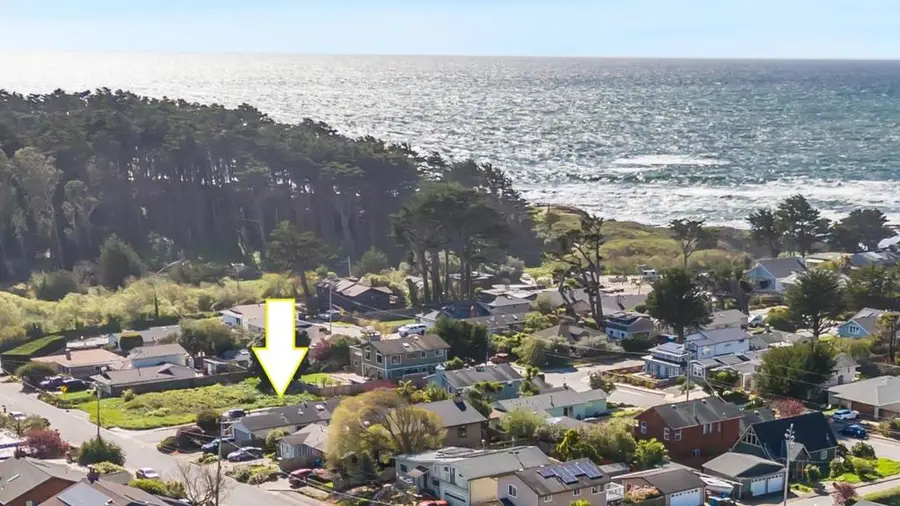 301 Beach Street, Moss Beach, CA 94038 - #2