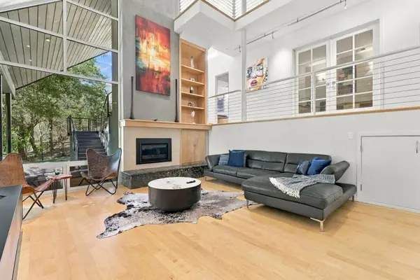 217 Mistletoe Road, Los Gatos, CA 95032
