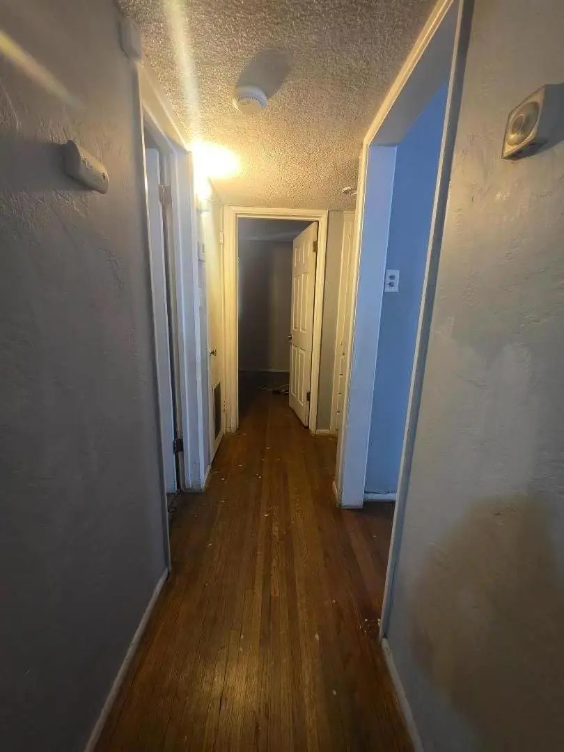 1412 Saxon Way, Bakersfield, CA 93304 - #3
