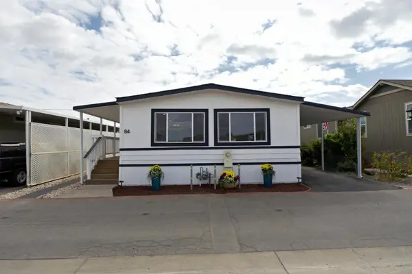 20 Russell Road #84, Salinas, CA 93906