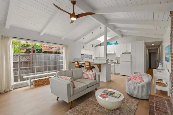 415 37th Avenue, Santa Cruz, CA 95062