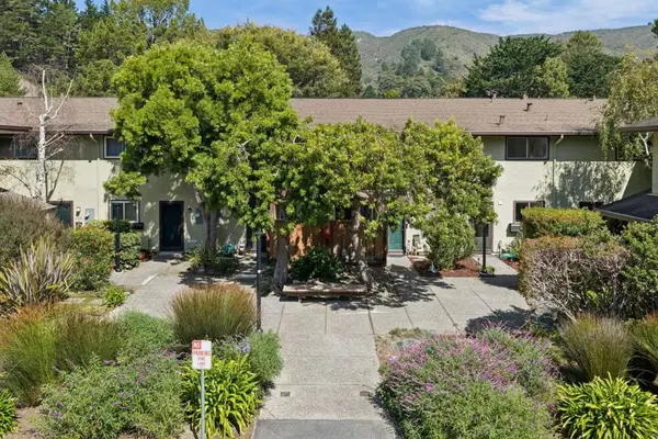 1089 Oddstad Boulevard, Pacifica, CA 94044